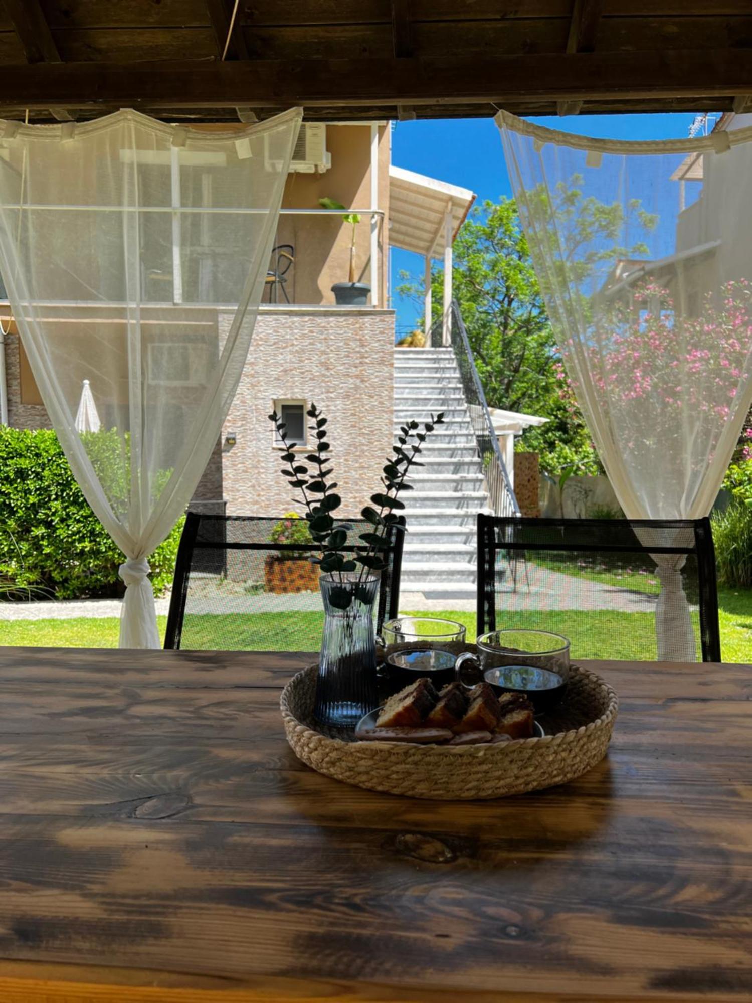 Armonia Apartments & Studios Perivólion Esterno foto