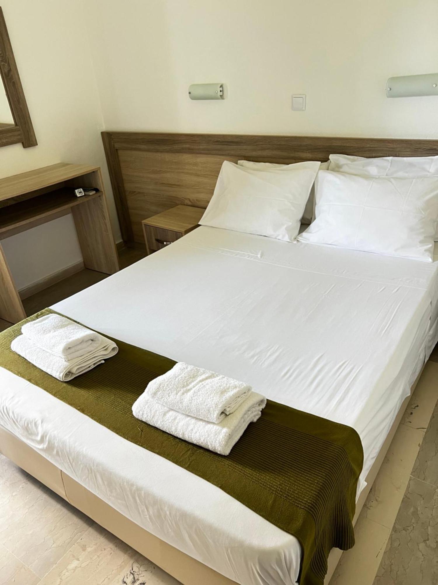 Armonia Apartments & Studios Perivólion Esterno foto